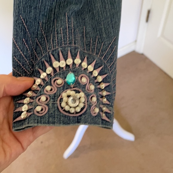 Yilukardan light denim jacket w/sequins/beads Lg. - Picture 5 of 10